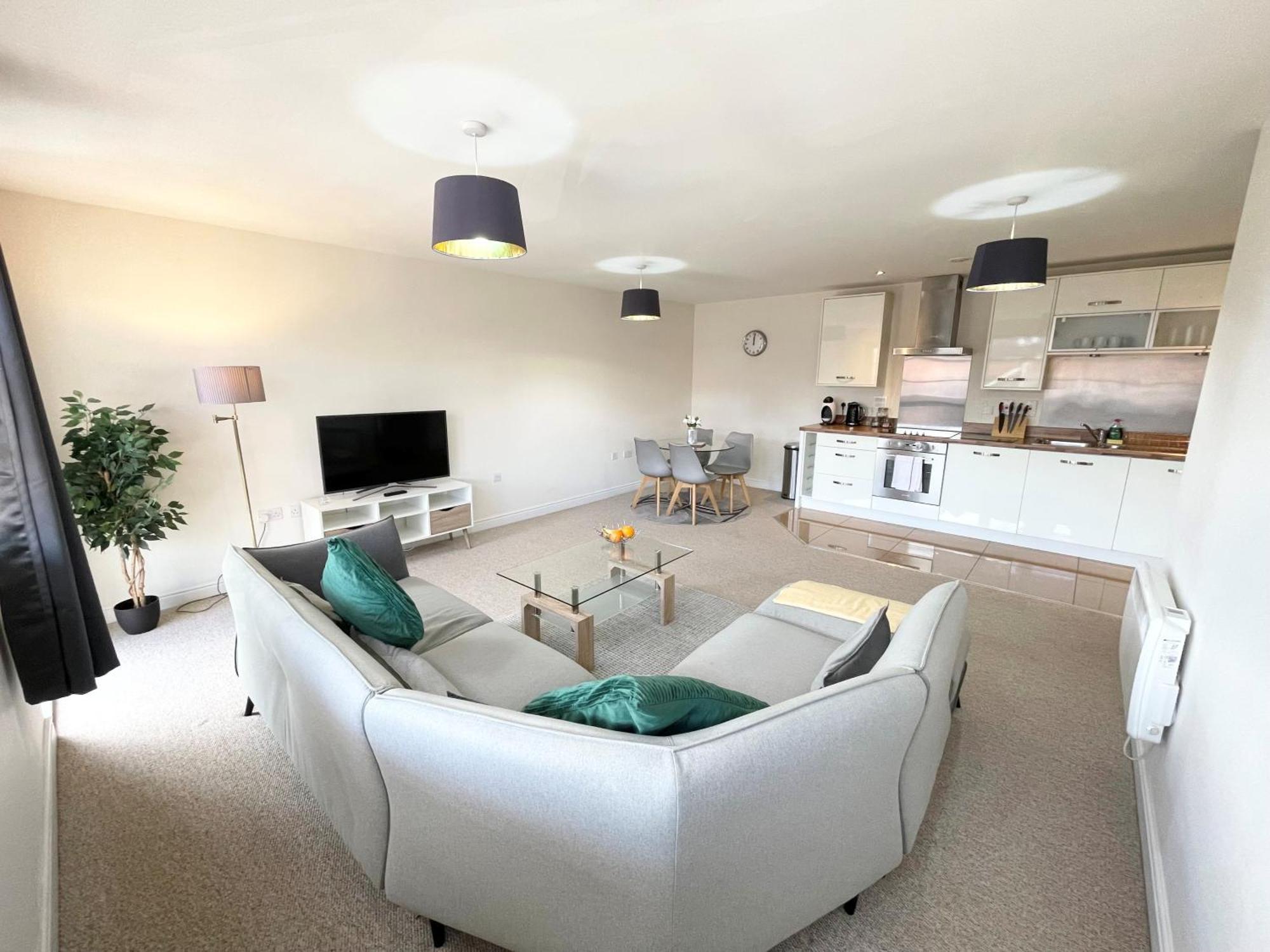 Blue Sky Apartments @Wallis Square, Farnborough Farnborough  Esterno foto