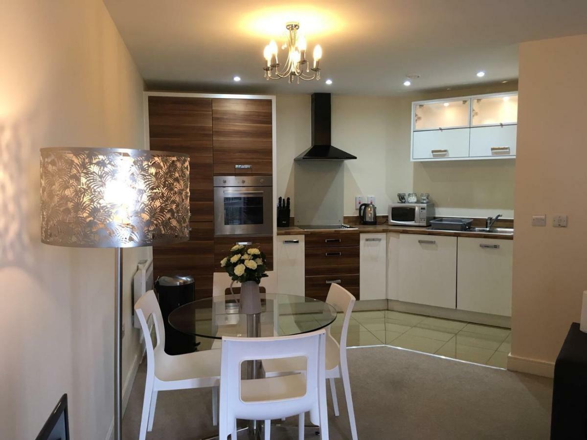Blue Sky Apartments @Wallis Square, Farnborough Farnborough  Esterno foto